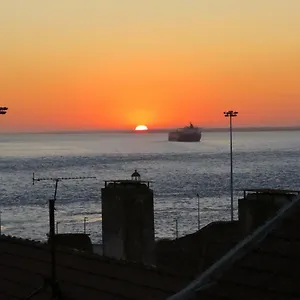 Apartment Tejo House River Lisbon, Almada
